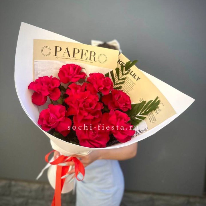 9 Красных французских роз Чико в Орске