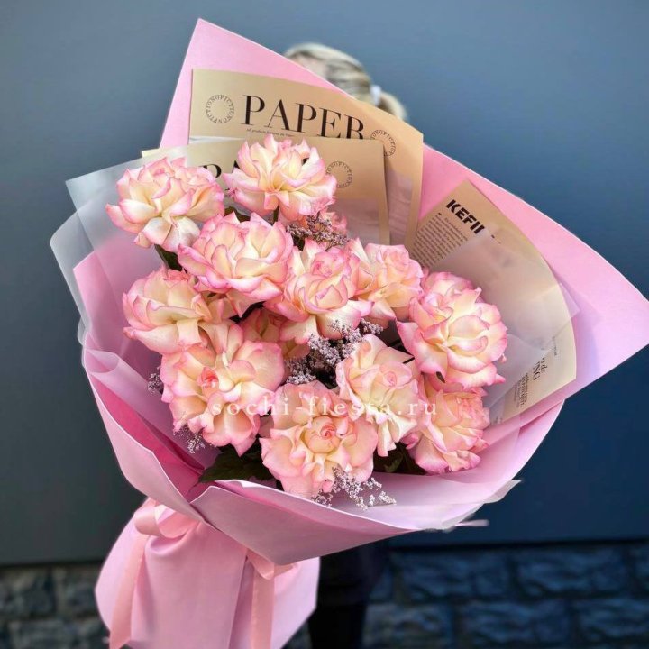 15 французских роз "Джумилия" в Орске