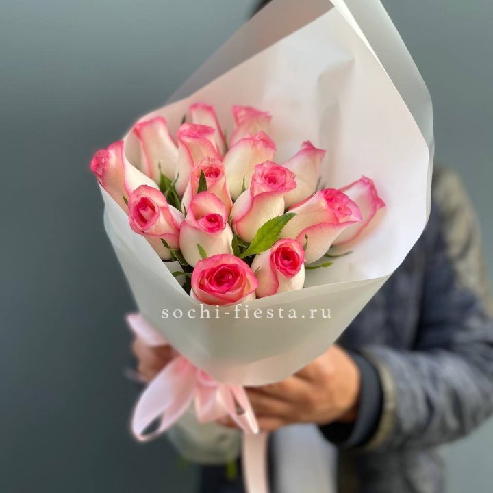 15 роз "Джумилия" в Орске