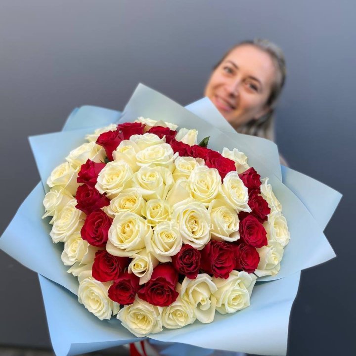 51 роза "Сердце" в Орске