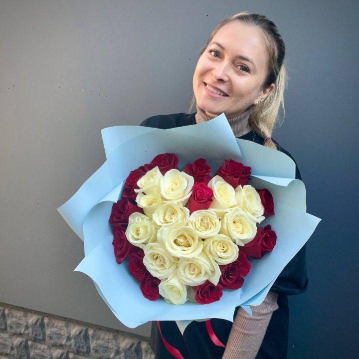 27 роз "Сердце" в Орске