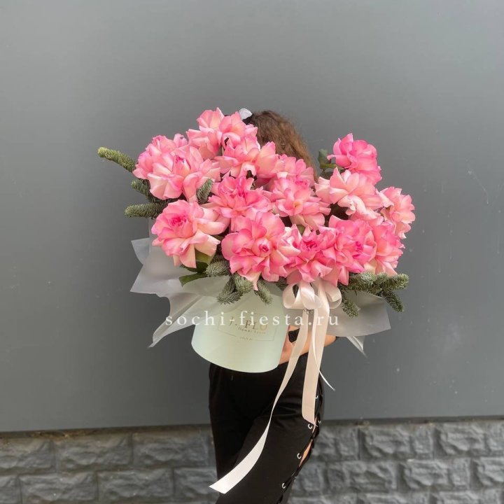 Бокс из 15 французских роз в Орске