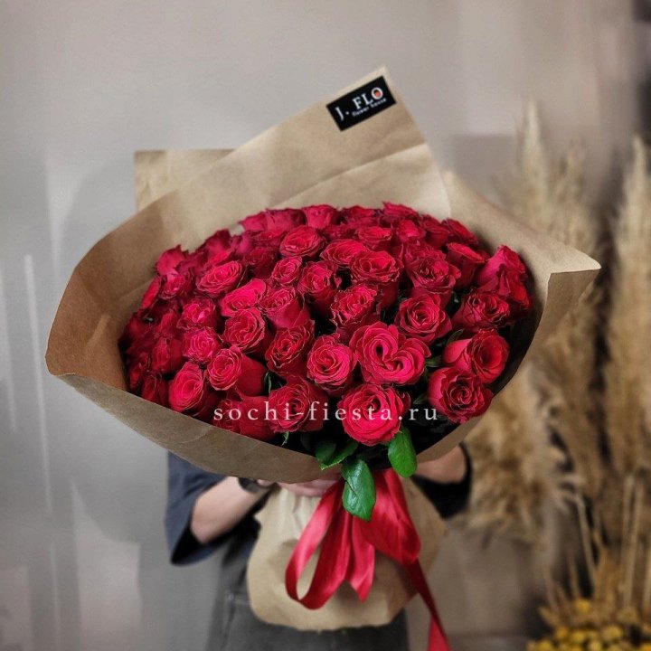 63 красных роз вайт в Орске