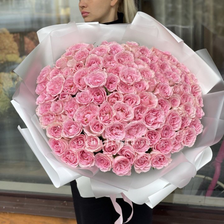 101 нежно-розовая роза в Орске