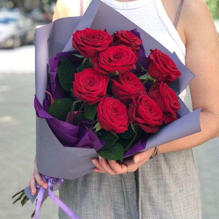 9  красных роз №1 в Орске