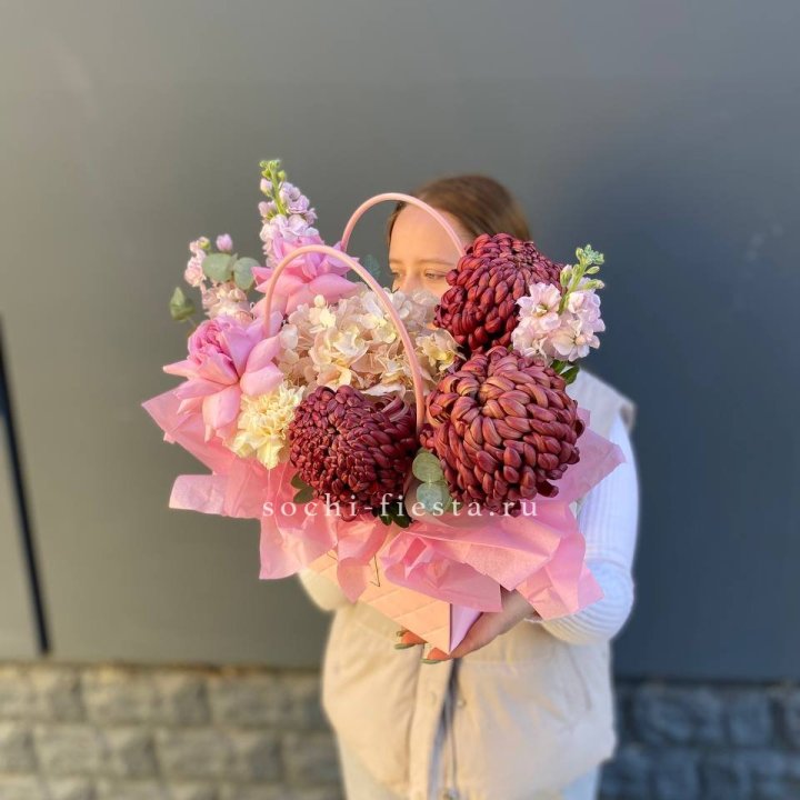 Сумочка нежная с бигуди в Орске