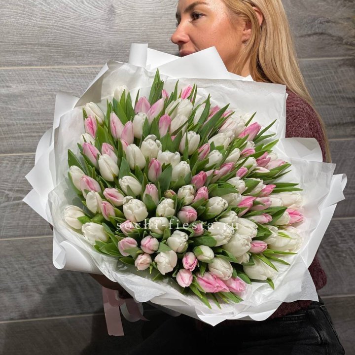 101 тюльпан нежный микс в Орске
