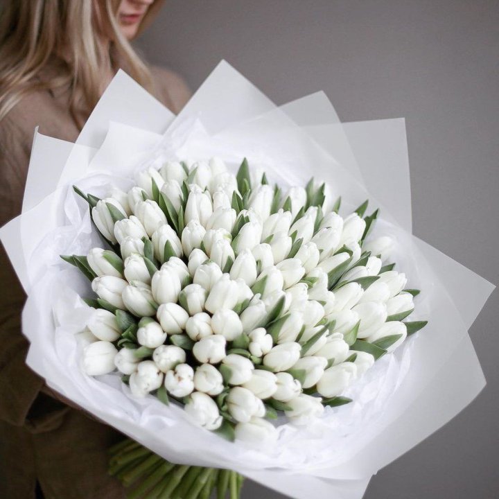 101 белый тюльпан в Орске